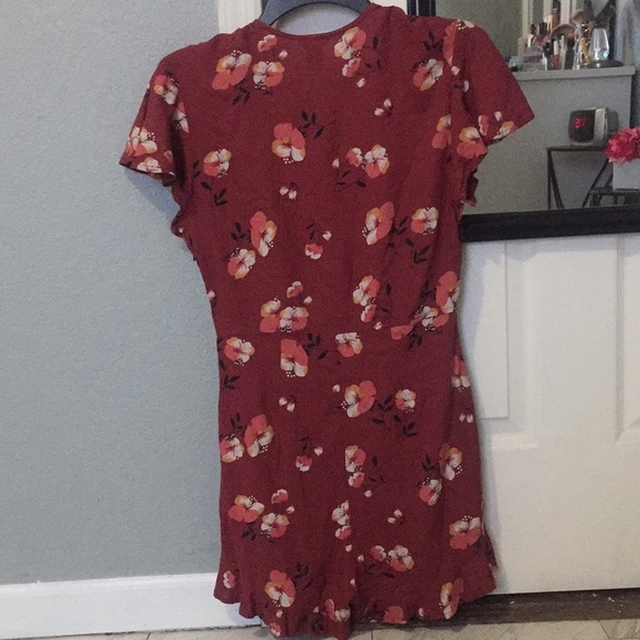 Red flowered romper - Picture 2 of 3